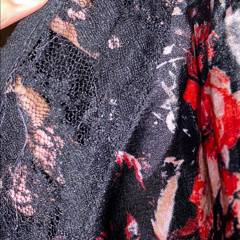 Polyester blouse - Picture 4 of 5
